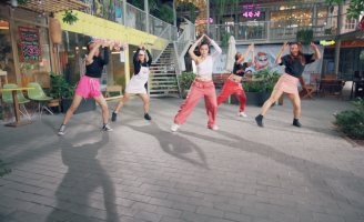 Tia Hải Châu - Lê Thiện Hiếu tung “Ai đưa em về” bản dance