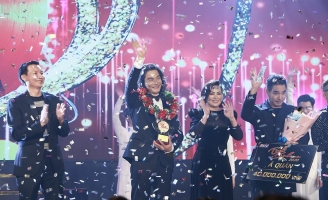 Tình Bolero 2020: Quách Ngọc Ngoan đăng quang Quán quân