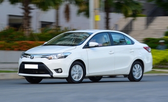 Toyota Vios và Altis giảm tới 100 triệu cho khách Việt