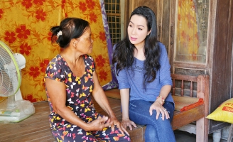 Trịnh Kim Chi về Tây Ninh hỗ trợ cho gia đình nghèo 