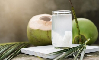 Uống nước dừa 1 tuần liền nhận sự thay đổi kỳ diệu của sức khỏe