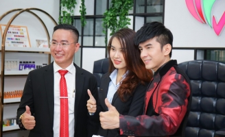 Vì sao Đan Trường luôn được các nhãn hàng, công ty lựa chọn diễn khai trương?