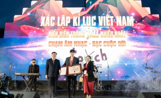Xác lập Kỷ lục Guinness Việt Nam biểu diễn trống Jazz nhiều nhất